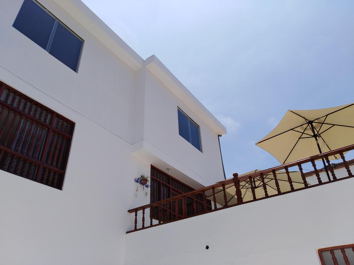 Punta Huanchaco Hostel Exterior photo